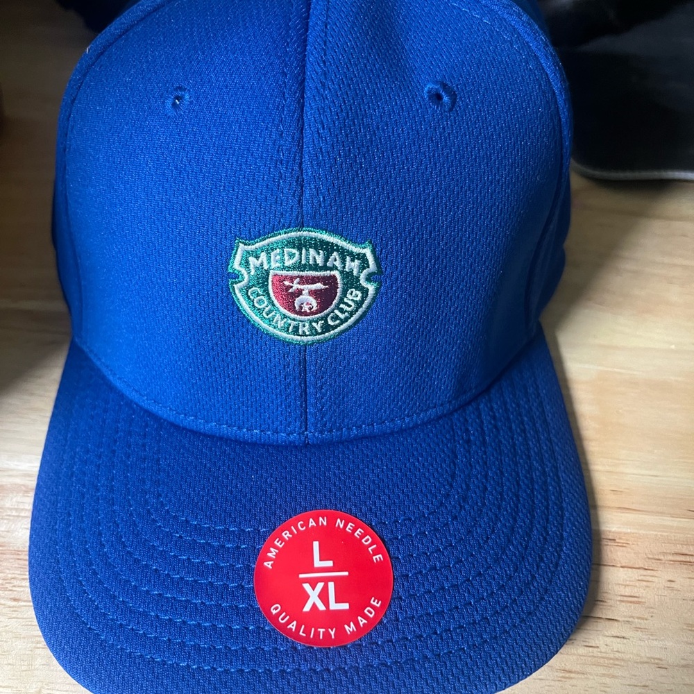 Medinah country club fitted hat. L/XL. new